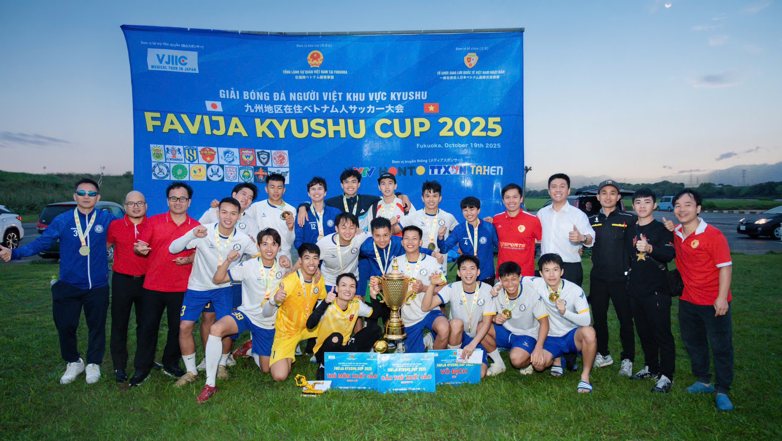 Giải bóng đá người Việt Favija Kyushu Cup 2025 quyên góp ủng hộ đồng bào bị thiên tai lũ lụt