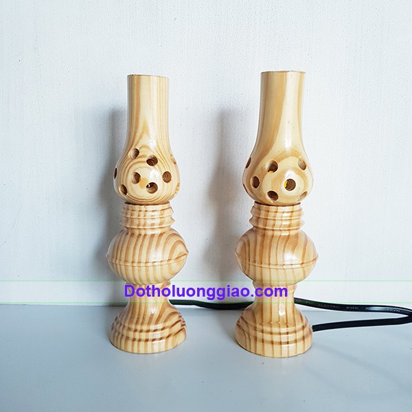 den-tho-go-soi-de-ban-22cm